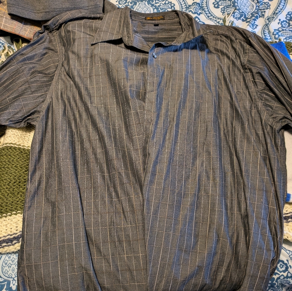 Metropolitan button up shirt
